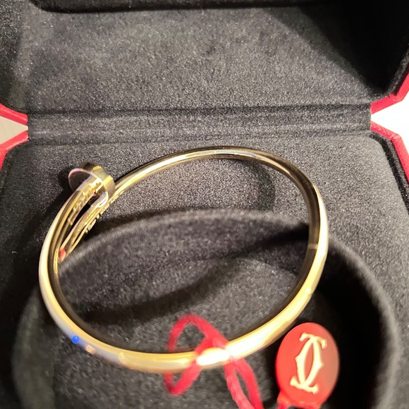 CARTIER JUSTE UN CLOU BRACELET, CLASSIC MODEL - Picture 3 of 5